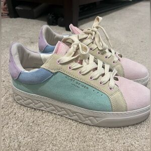 Kurt Geiger women’s sneakers.Size 39 (US 7 1/2) fits more like an 8.Worn twice.